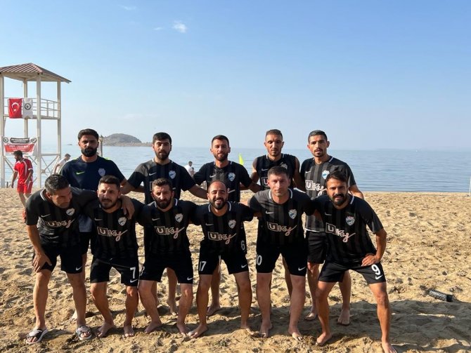 Gevaş Belediye Spor Plaj Futbolu Şampiyonu Oldu