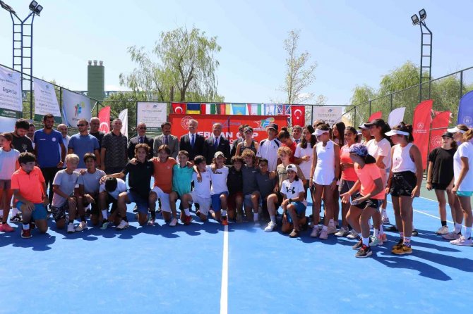Uluslararası Erzincan Ergan Cup (Tennis Europe) Turnuvası Başladı