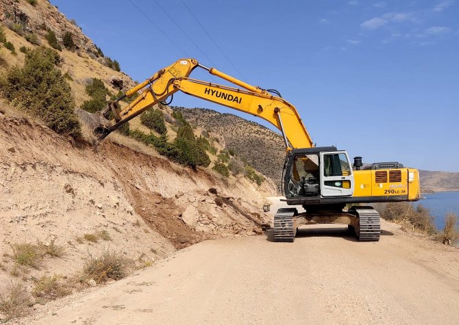 Kırsalda Yol İyileştirme Çalışması
