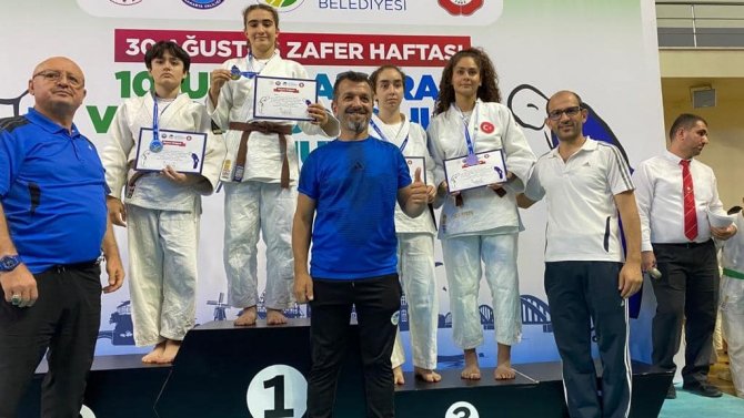 Vanlı Judocular Sakarya’dan 2 Birincilikle Döndü