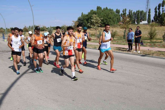 Edremit Belediyesi Spor Kulübü Sporcuları Türkiye Şampiyonu Oldu