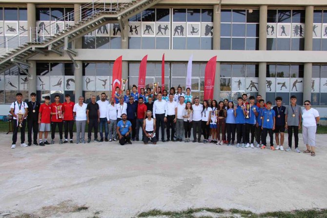 Edremit Belediyesi Spor Kulübü Sporcuları Türkiye Şampiyonu Oldu