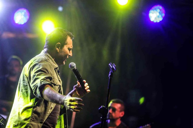 Yenimahalle’de 90’lar Festivali Start Aldı