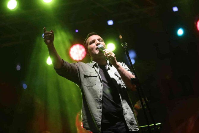 Yenimahalle’de 90’lar Festivali Start Aldı