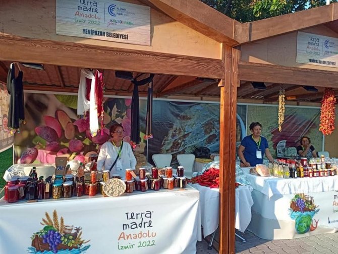 Yenipazar’ın Yöresel Ürünleri İ̇zmirliler İle Buluştu