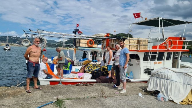 Alaplı’da 150 Tekne Limanda Mahsur Kaldı