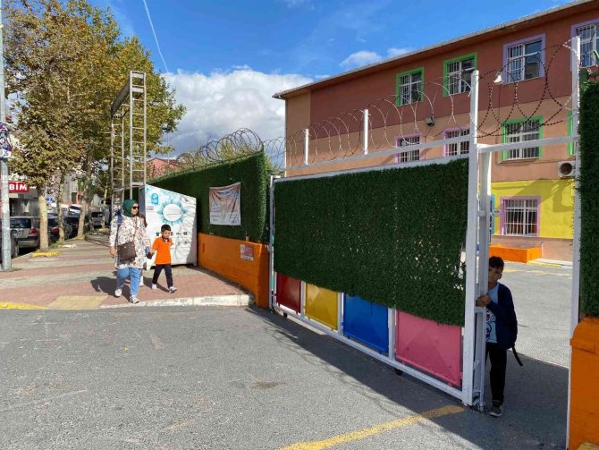 Minikler İçin İlk Ders Zili Çaldı