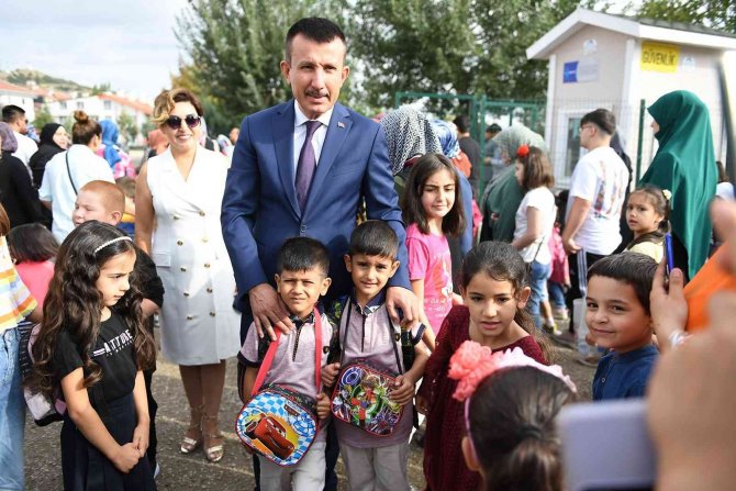 Mini Mini Birlere Okul Hediyesi