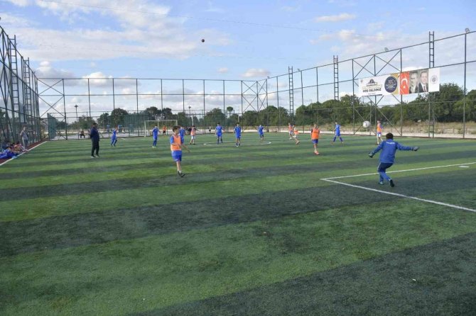 Biga’nın Kurtuluş Yıl Dönümü Etkinlikleri Futbol Turnuvasıyla Başladı