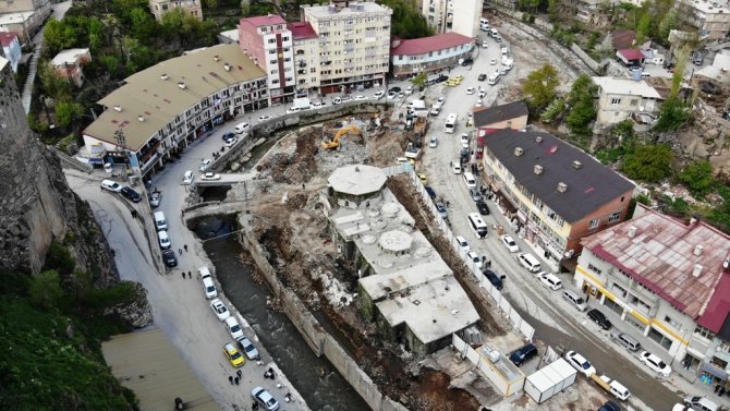 Bitlis’in Tarihi Yapıları Tek Tek Gün Yüzüne Çıkarılıyor
