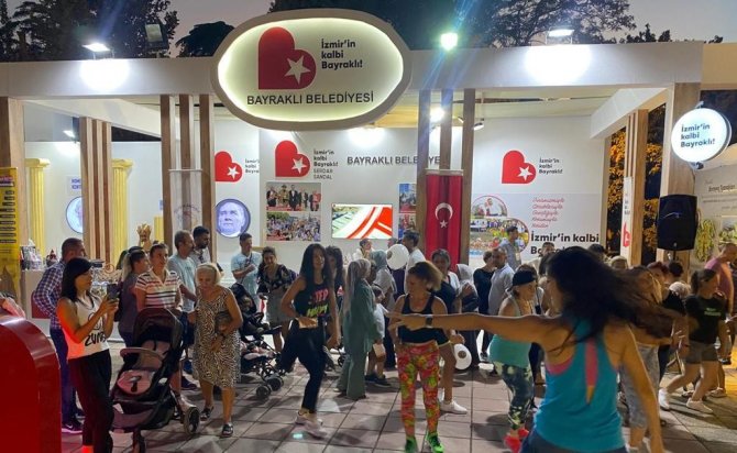 İ̇zmir Fuarı’nda Bayraklı Rüzgarı