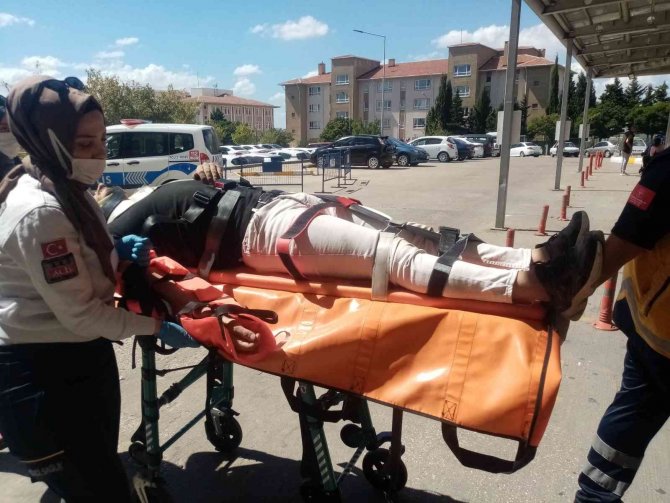 Tekirdağ’da Devrilen Motosikletin Sürücüsü Yaralandı