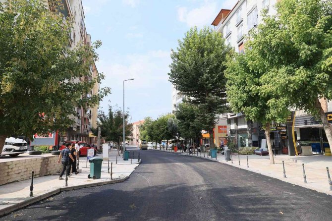 Başkan Zolan, Kentteki Yol Yenileme Çalışmalarını İnceledi