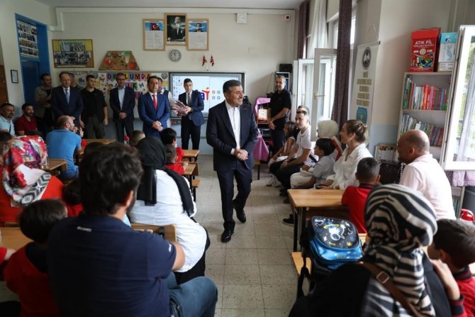 Öğrencilerin Heyecanlarına Ortak Oldu