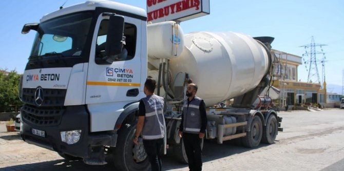 Elazığ Belediyesinden Beton Mikserlerine Denetim