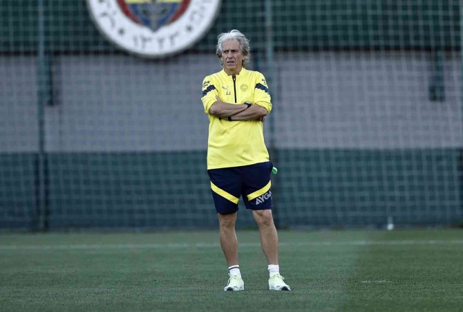 Fenerbahçe, Dinamo Kiev Maçı Hazırlıklarını Sürdürdü
