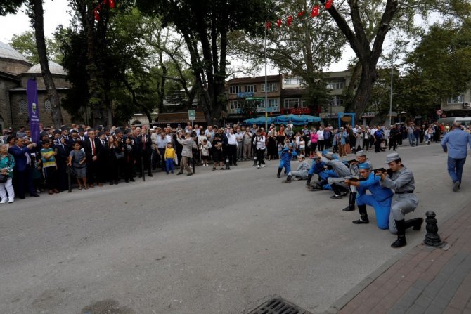 Bursa’da Asırlık Zafer Canlandırıldı, Vatandaşlar Gözyaşlarını Tutamadı