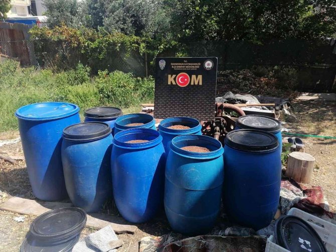 İ̇skenderun’da Sahte İçkiden Yaşanan Ölümler Sonrası Polis Operasyon Başlattı