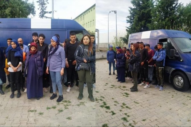 Otomobil Bagajında Göçmen Kaçakçılığı