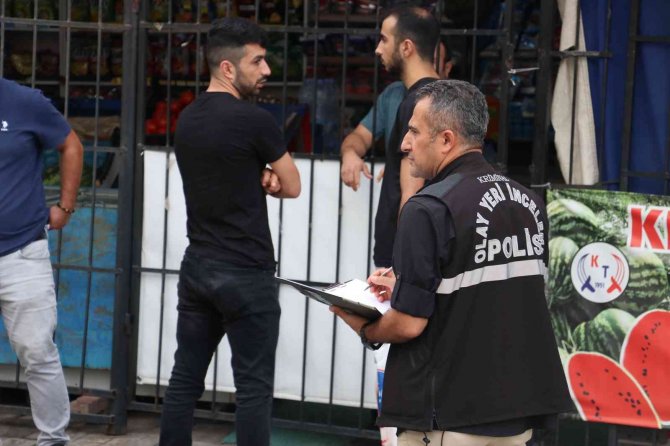 Marketten Hırsızlık Yapmaya Çalışan Çocuğu Uyarınca Bıçaklandı