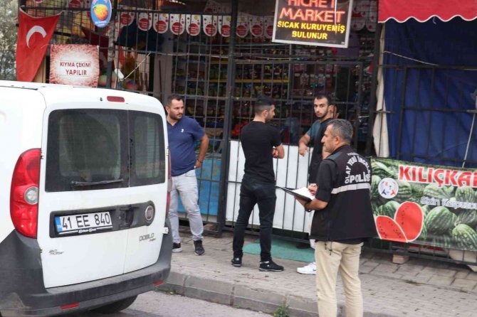 Marketten Hırsızlık Yapmaya Çalışan Çocuğu Uyarınca Bıçaklandı