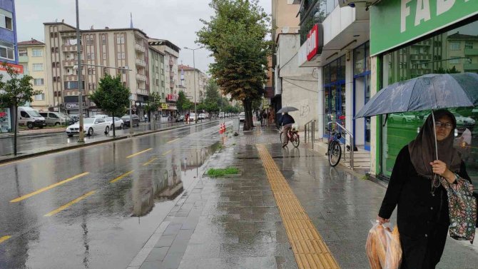 Sakarya’da Yağış Etkili Oluyor