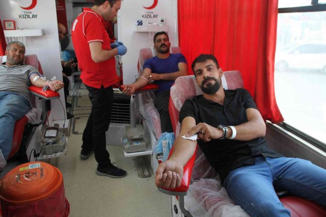 Malazgirt’te Kan Bağışı Kampanyası
