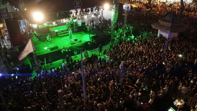 Nazilli’deki Konseri Binlerce Kişi İzledi