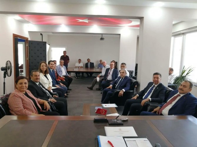 Eroğlu, Ak Parti Kırşehir Teşkilatını Ziyaret Etti