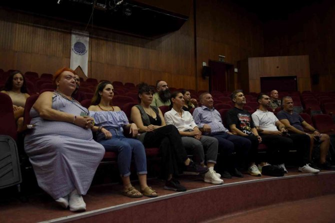 "Parkta Güzel Bir Gün"ün Galası 21 Ekim’de