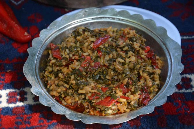 Sındırgı’da Yöresel Yemekler Yarıştı