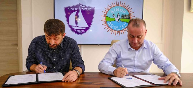Sinop Belediyesi Ve Sinopspor Arasında Protokol İmzalandı