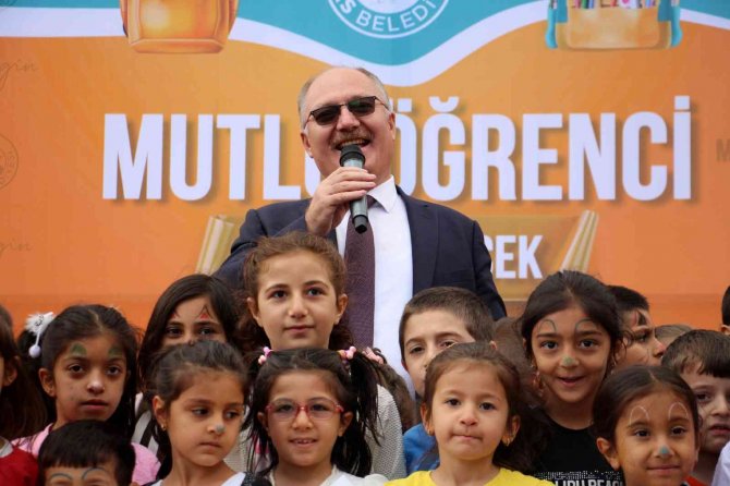 6 Bin Öğrenciye Eğitim Desteği