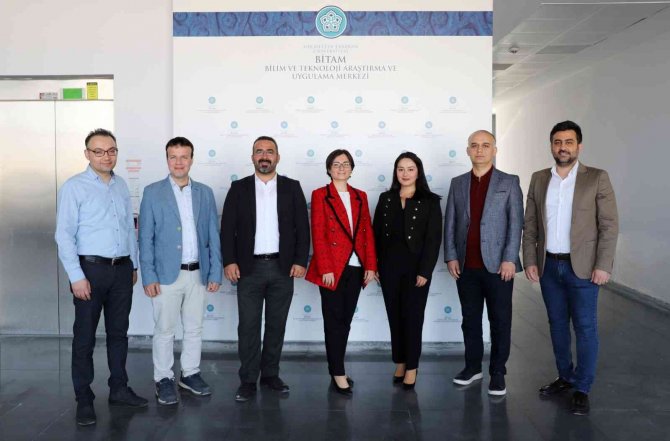 Neü, En Başarılı Türk Araştırma Kuruluşları Arasında Yer Aldı