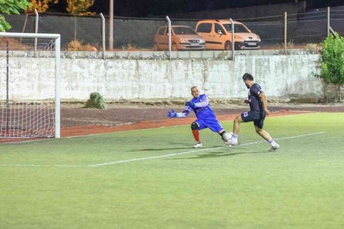 100. Yıl Masterler Futbol Turnuvası, Başkan Çakın’ın Santrası İle Başladı
