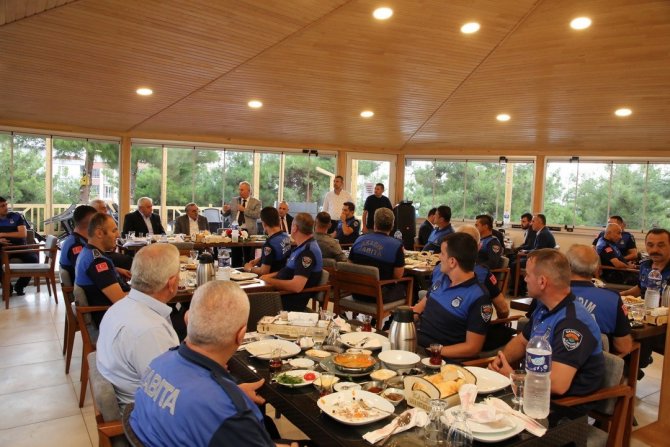 Başkan Demirtaş: “Zabıtalar Zor Bir Görev İcra Ediyor”