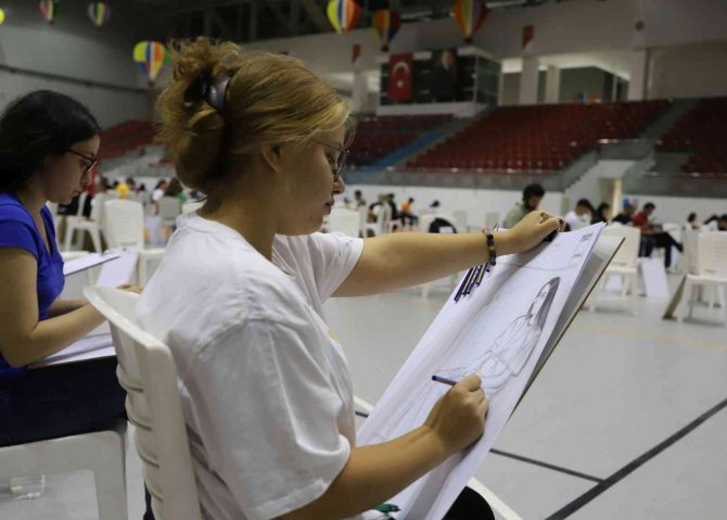 Nevü Resim Bölümünde Özel Yetenek Sınavı Başladı