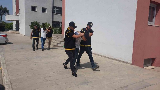 Motosikletli Kapkaç Zanlıları Tutuklandı