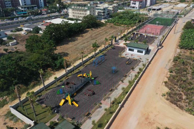 Alanya’da Çocuklar İçin Yeşil Alanlar Artmaya Devam Ediyor