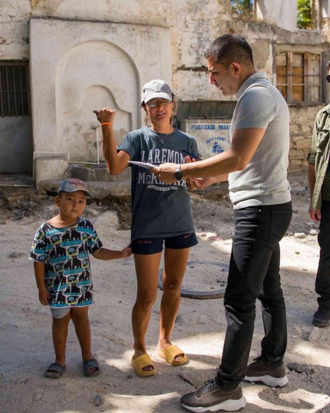 Başkan Ömer Günel ’Eski Kuşadası’nda İncelemelerde Bulundu