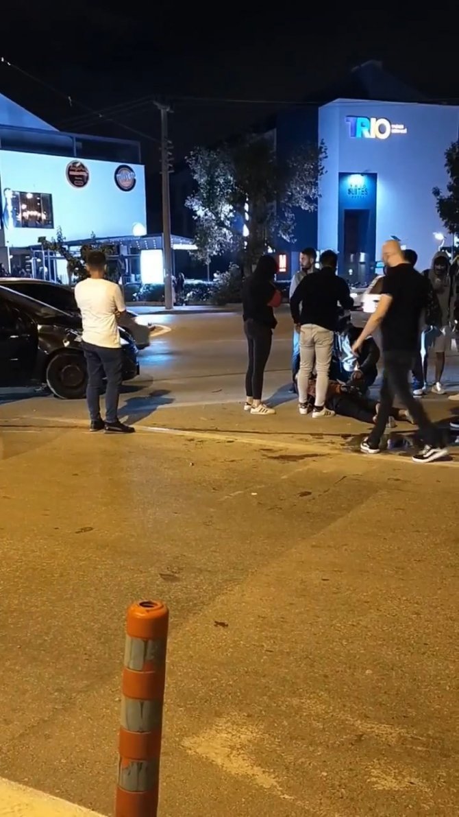 Yaralı Sürücüye İlk Yardımı Vatandaşlar Yaptı