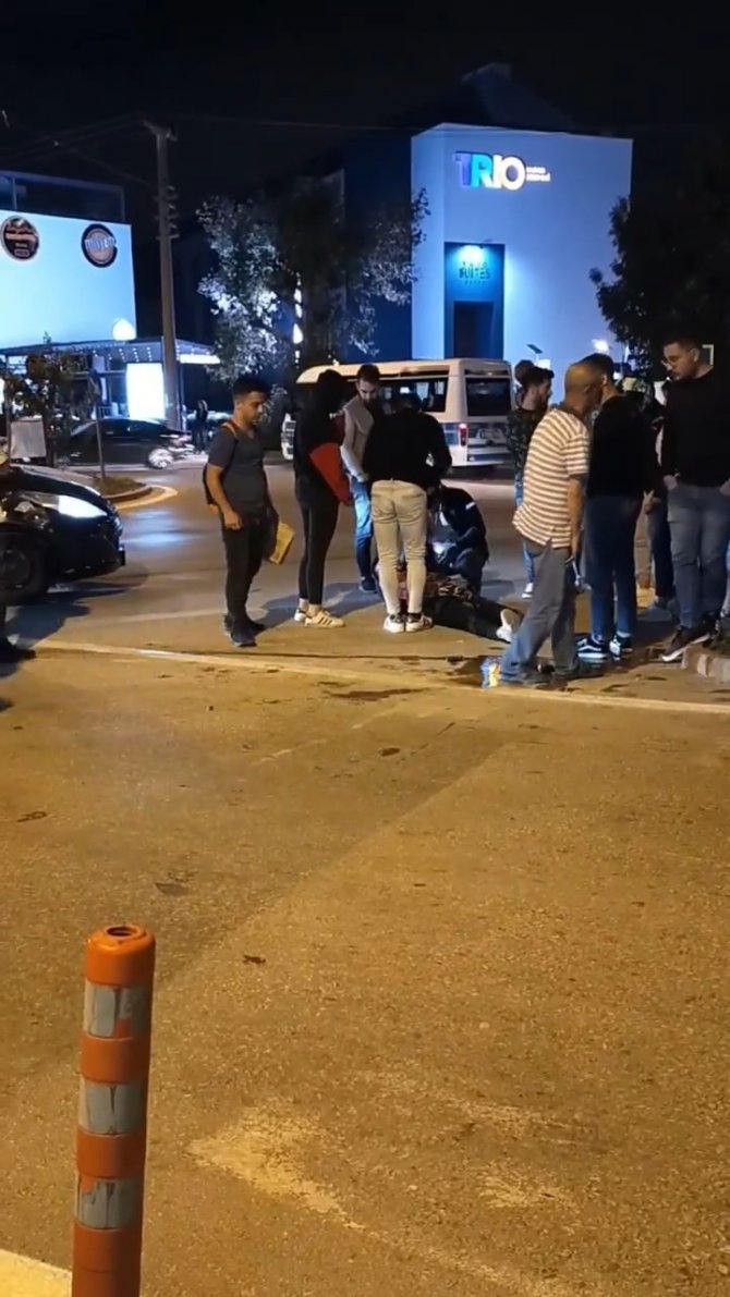 Yaralı Sürücüye İlk Yardımı Vatandaşlar Yaptı