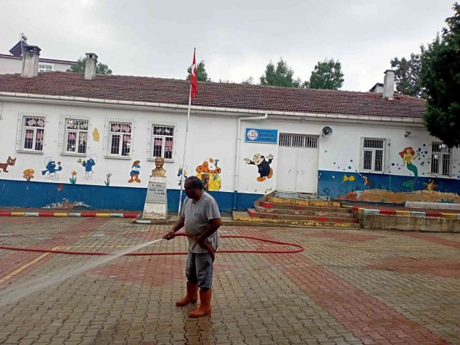 Canik Belediyesi Okulları Yeni Eğitim-öğretim Yılına Hazırlıyor