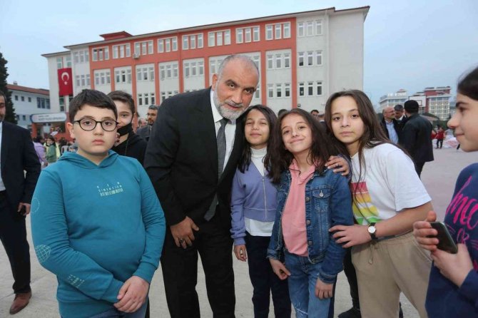 Canik Belediyesi Okulları Yeni Eğitim-öğretim Yılına Hazırlıyor