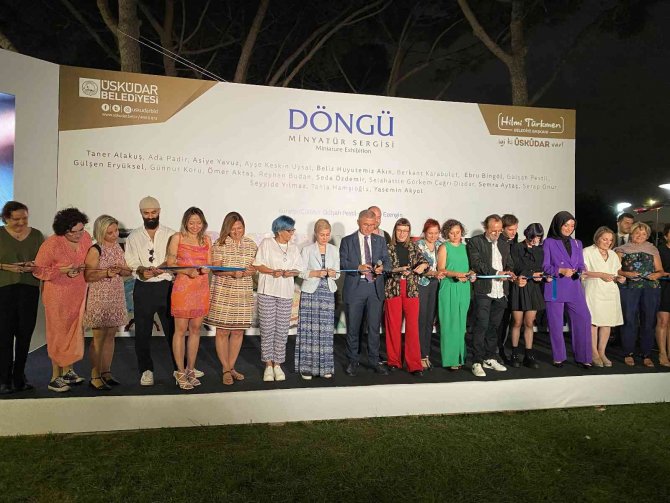 “Döngü Minyatür Sergisi” Nevmekan Sahil Galeri’de Açıldı
