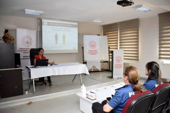 Erzincan’da “Kadına Yönelik Şiddetle Mücadelede Farkındalık” Eğitimi Verildi