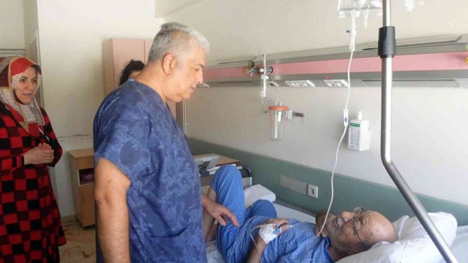 Prof. Dr. Mehmet Yalnız: “Az Az Ve Sık Sık Yemek Bütün Hastalıklar İçin Dünyada En Geçerli Diyet Şeklidir”