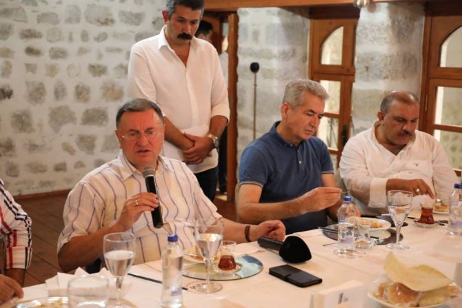 Savaş: "Çiftçiye Destek, Toprağa Nefes, Ürüne Bereket Olacağız"