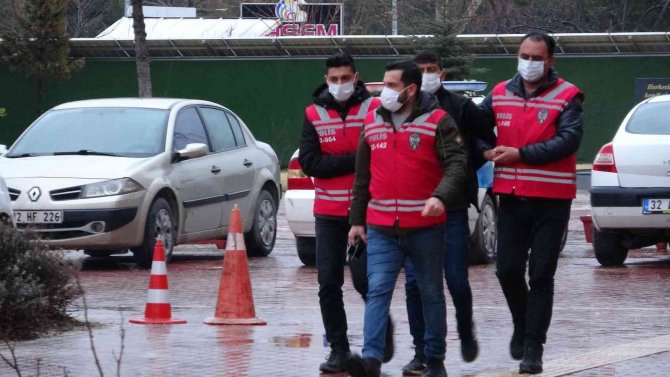 Isparta’da 7 Aylık Hamile Kadını Kıskançlık Nedeniyle Öldürmüş