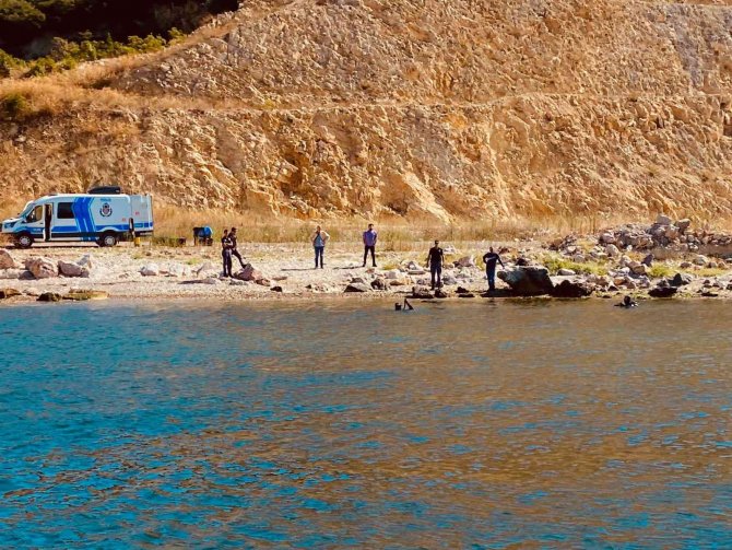 Osmangazi Köprüsü’nden Atlayan Şahsın Arama Çalışmaları Devam Ediyor